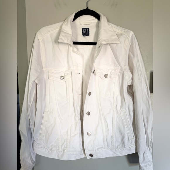 GAP White Denim Jean Jacket Cropped - Picture 2 of 4